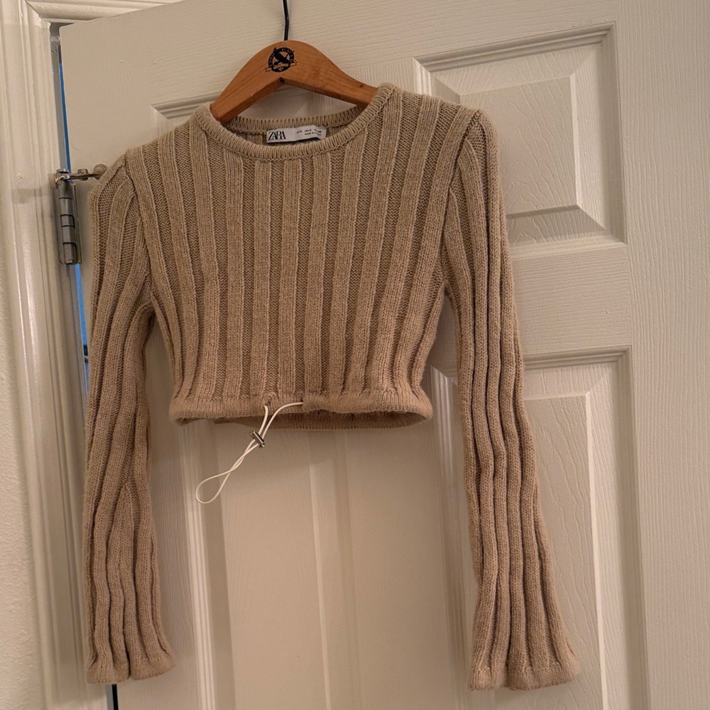 Zara Tan Ribbed  Cropped Sweater